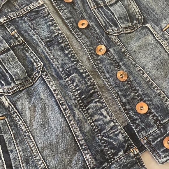 Express Denim Cropped Vest - Picture 5 of 5